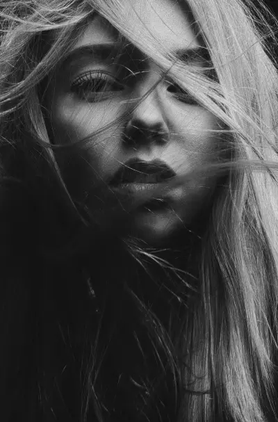 Ella B&N